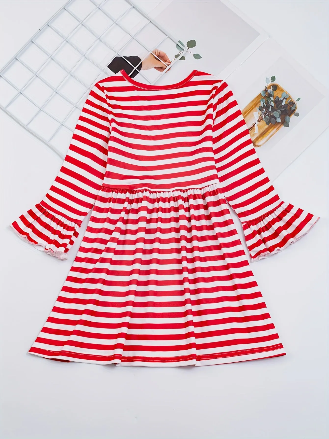 1pcs (Not 2pcs, Please Purchase Boy's Or Girl's Clothing Separately) Sister And Brother Matching Striped Dress Or Shirt, Christmas Reindeer Print Clothes For Vacation Family Activities