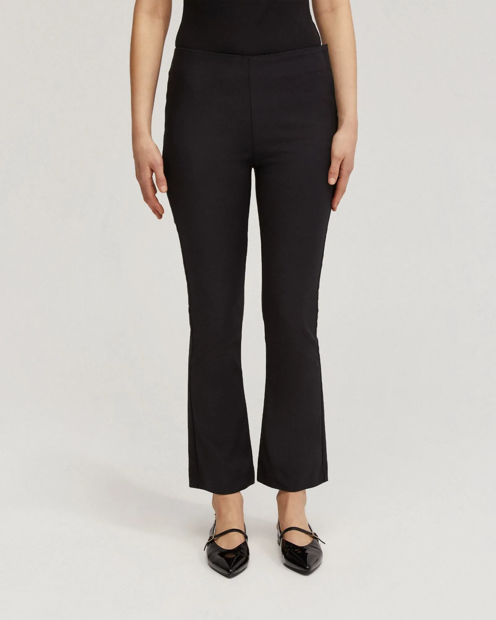 Blade Cropped Flared Pants