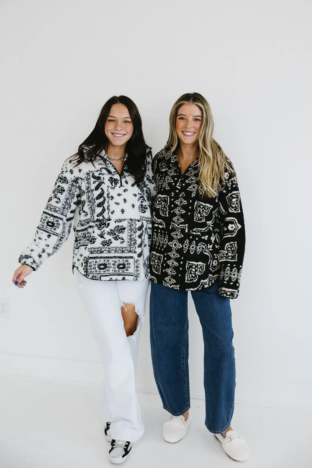 Cozy Sherpa Pullover - Black