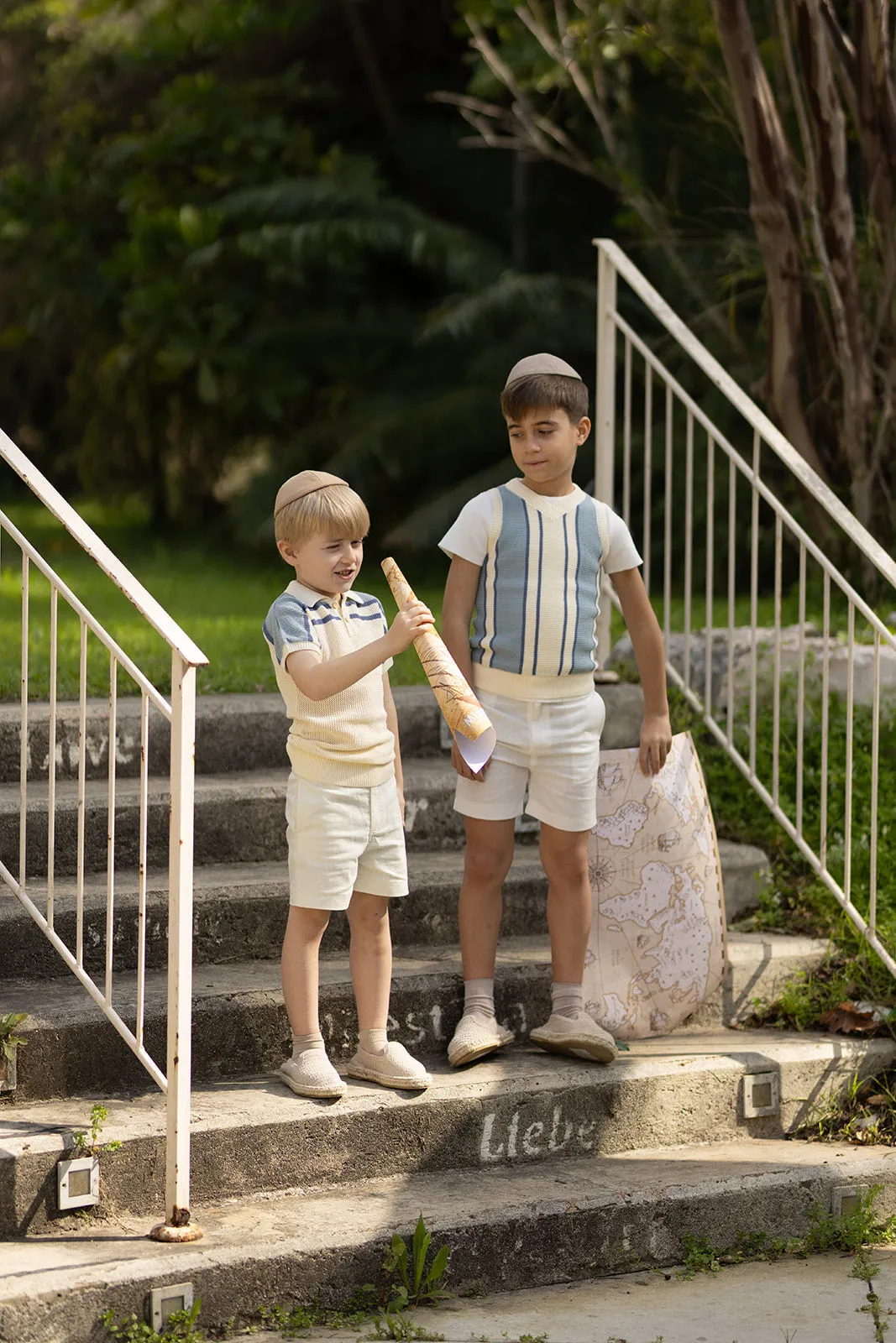 Dinky Boys Knitted Sleeveless Striped Vest Blue/White
