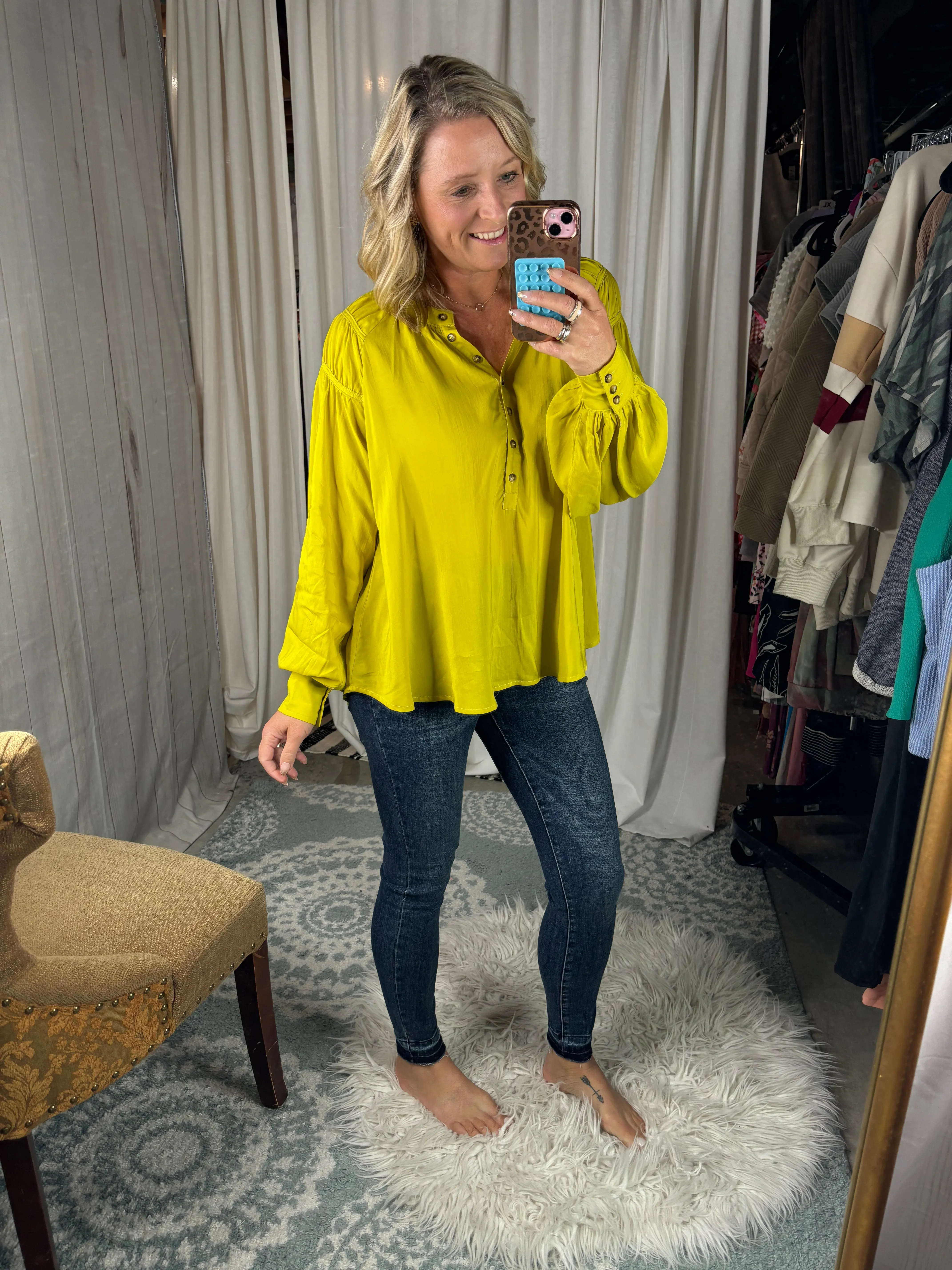 Easel Blouse with Button Sleeve |SFB