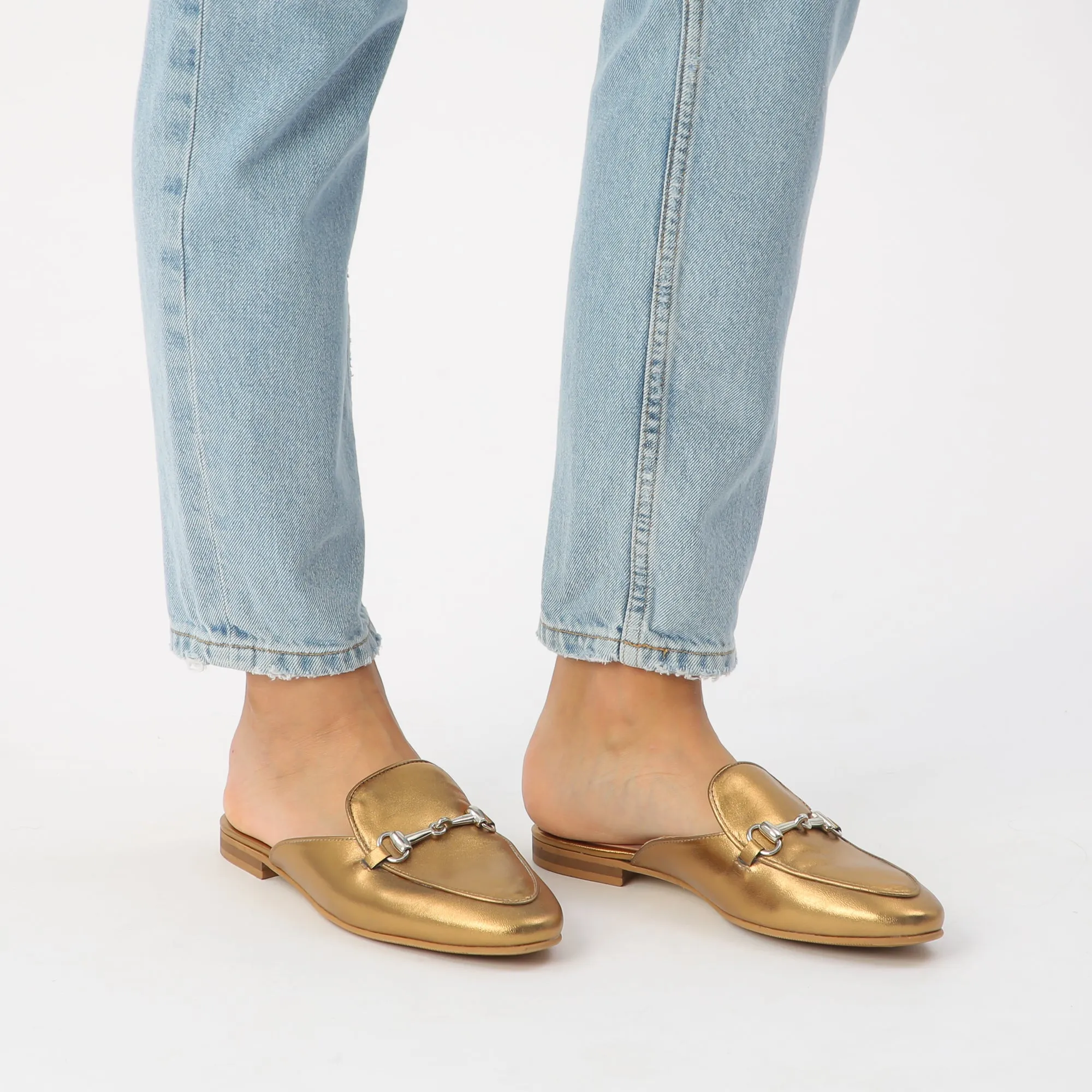 GAUTHIER slip-on mule - gold