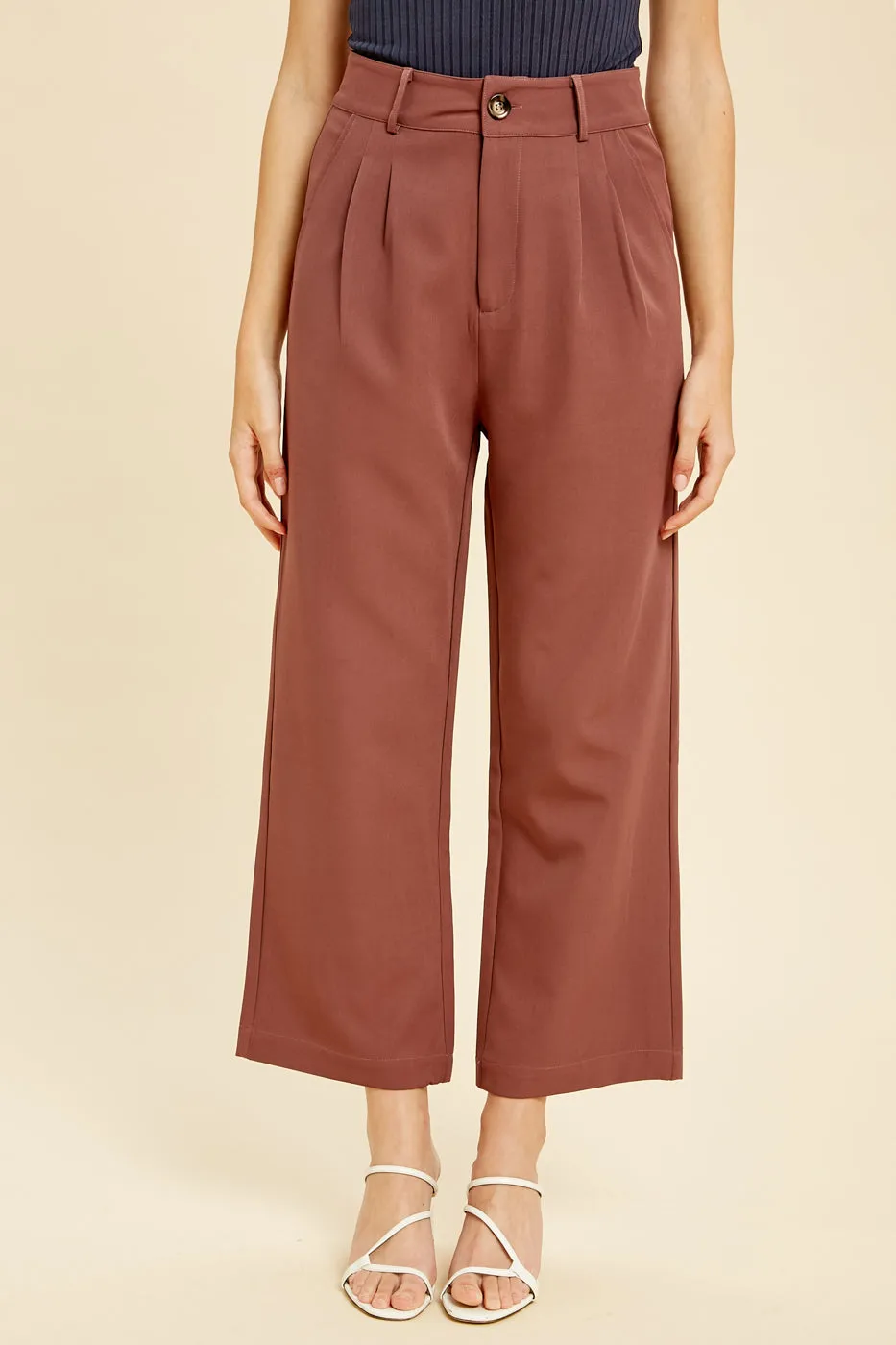 HIGH WAIST PLEATED CROP TROUSERS