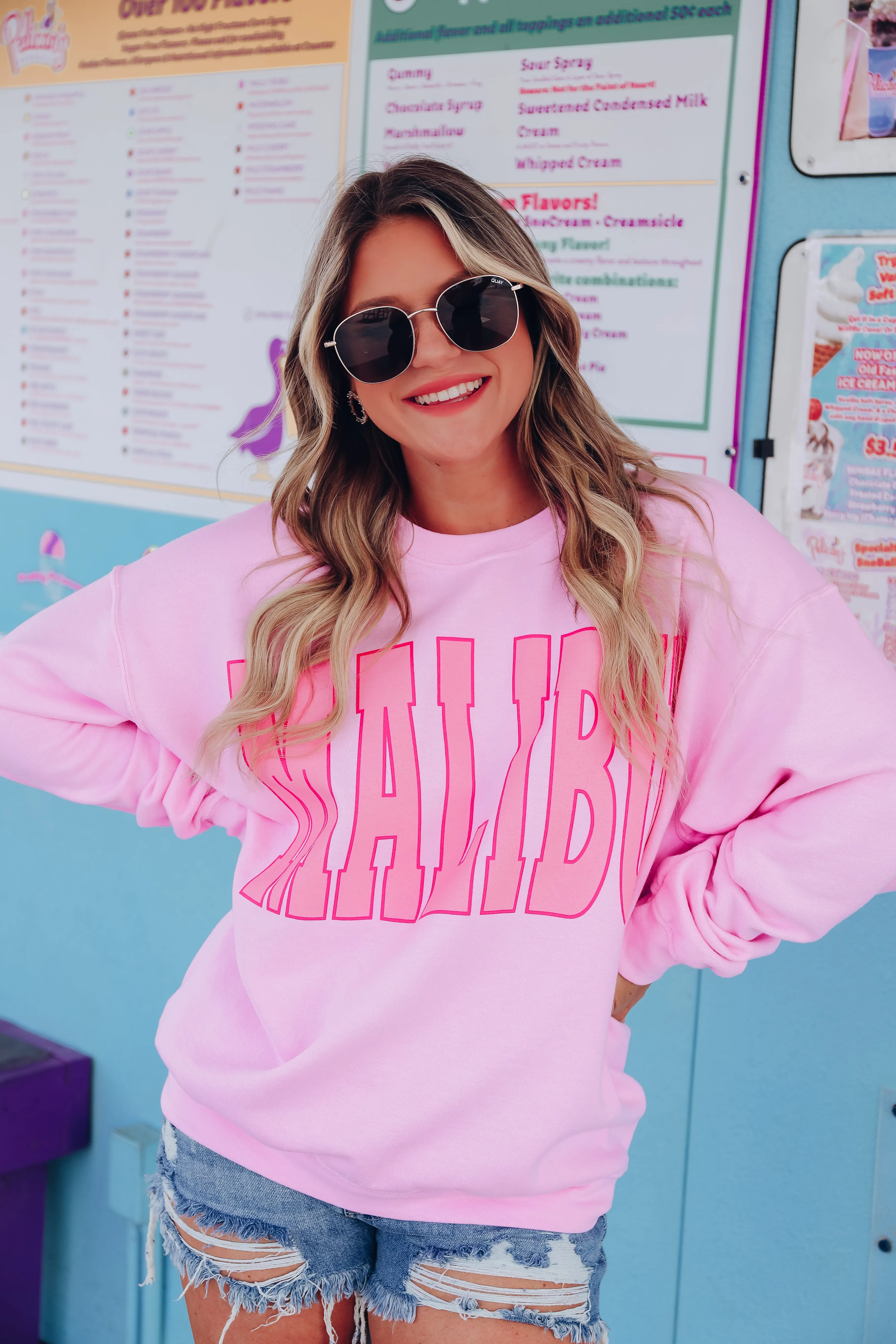 Malibu Graphic Sweatshirt - Pink