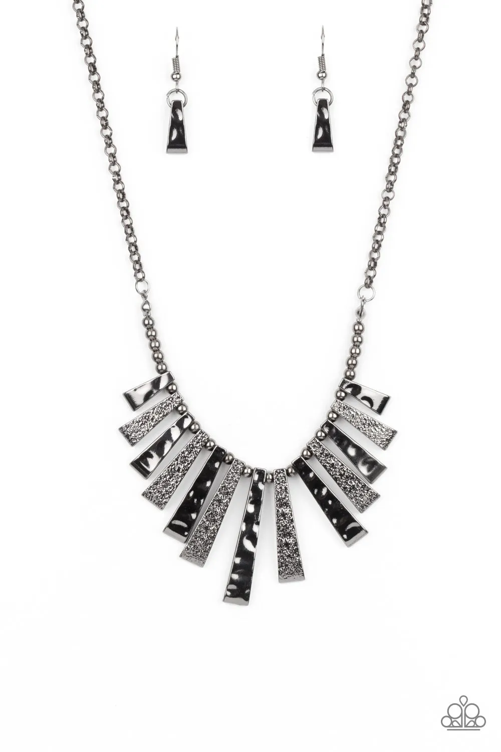 Necklace The MANE Course - Black N407