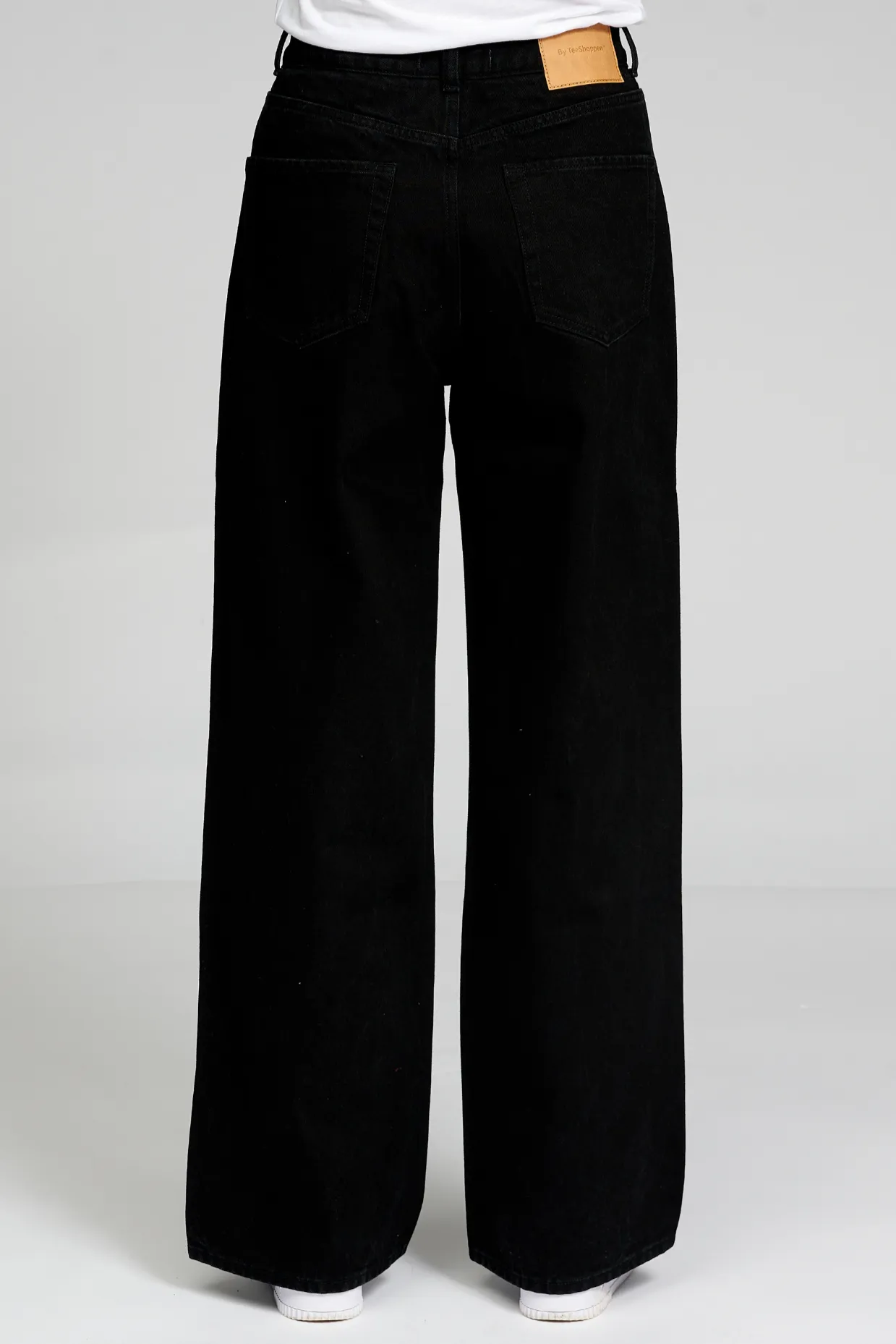 Performance Wide Jeans - Black Denim