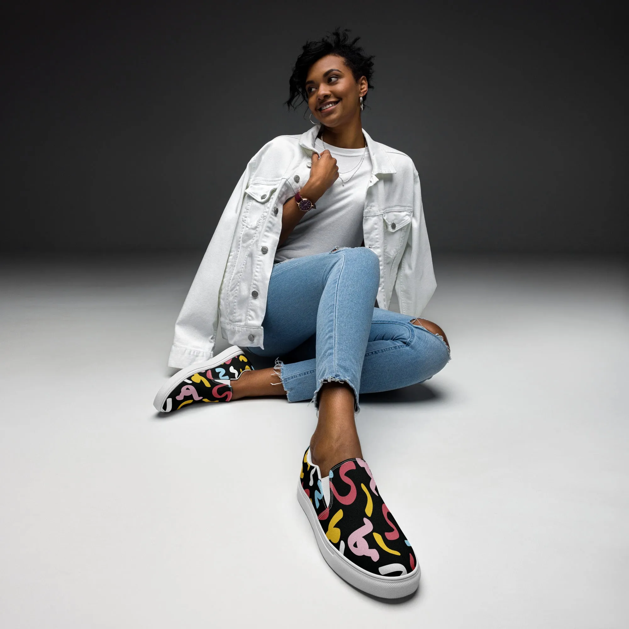 QUANTUM Women’s Slip-On Canvas Shoes