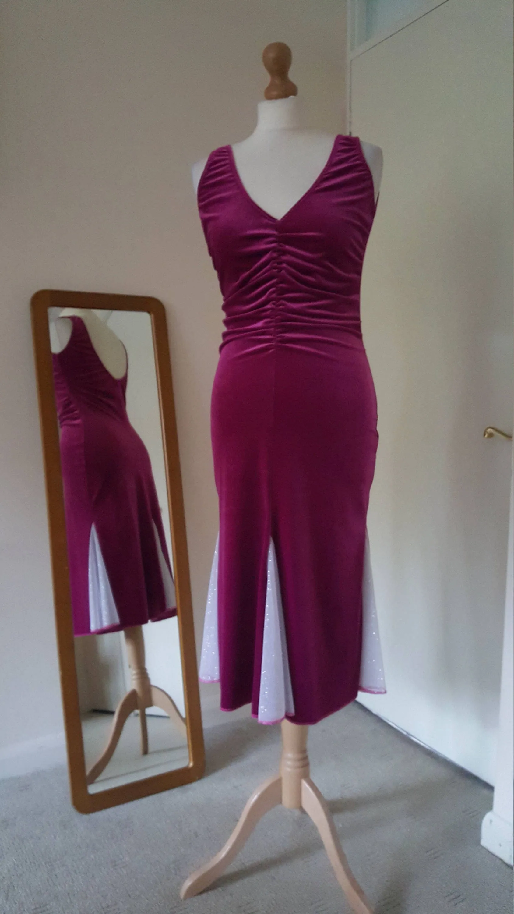 SOFIA Dance dress with shimmer inserts