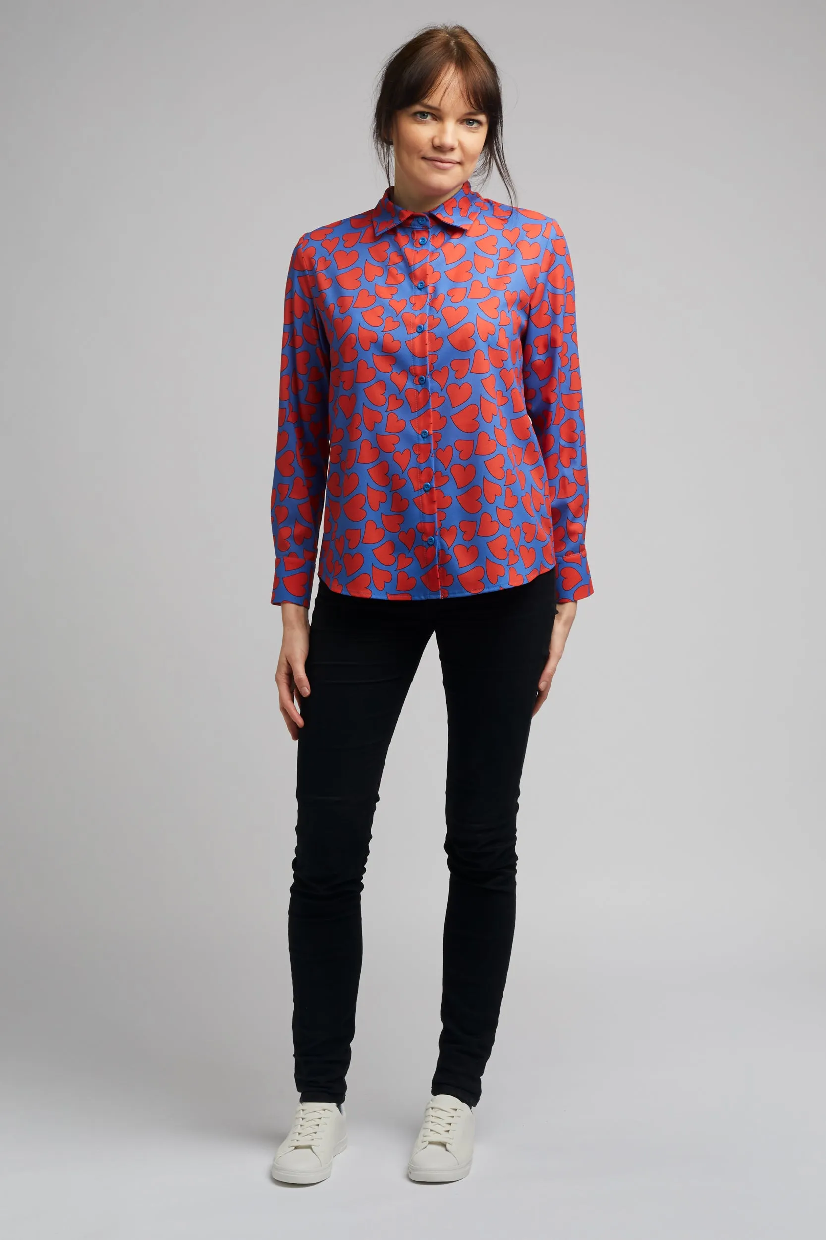 Women's Classic Long Sleeve Shirt in Heart Print